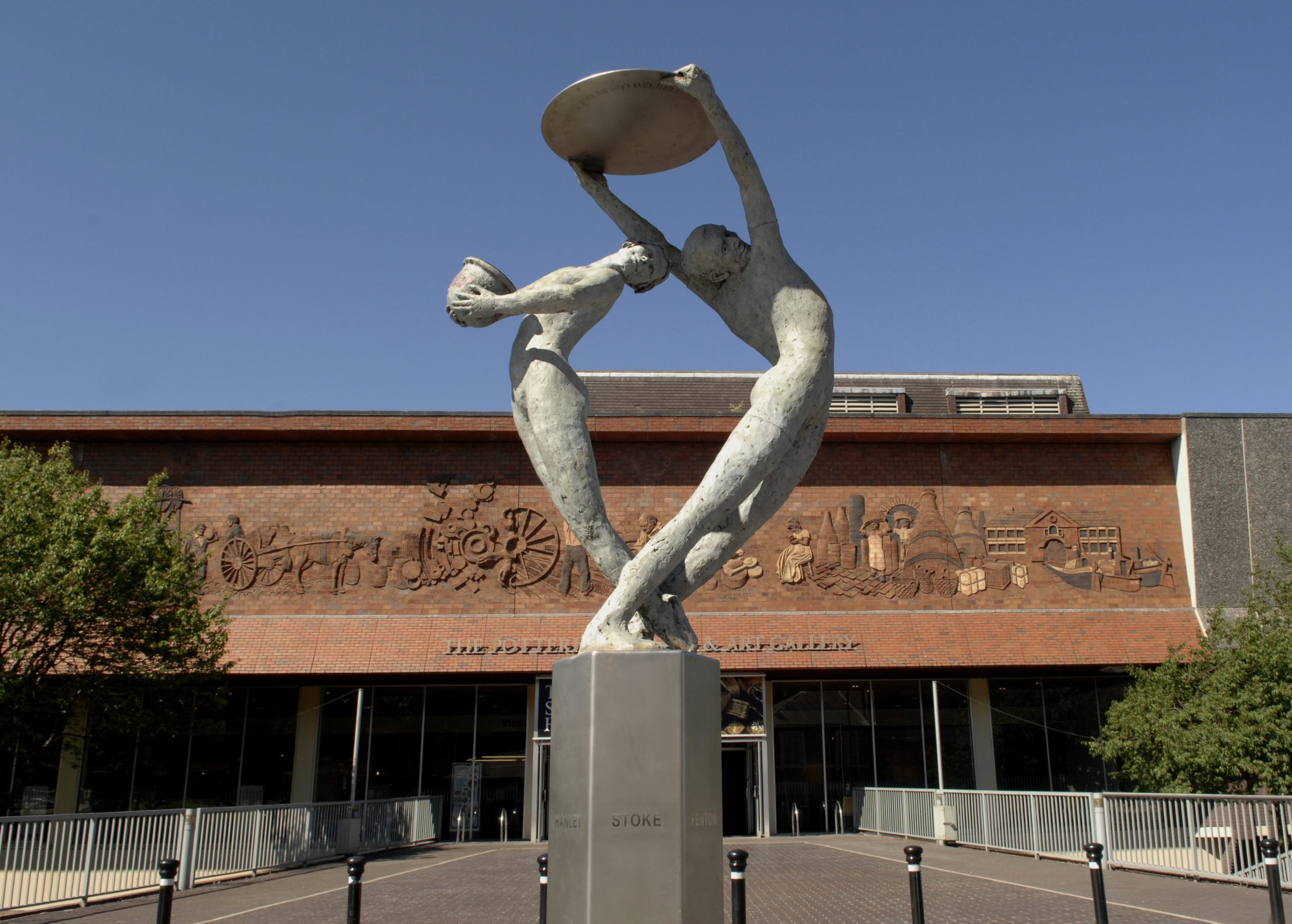 indoor activities stoke - The Potteries Museum